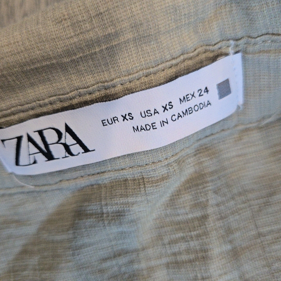 Zara Women’s XS Boho Peasant Tiered Mini Dress with Lace Trim – Sage Green Z71 - Picture 2 of 9